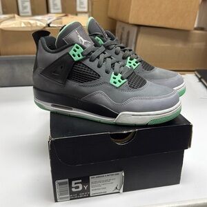 Jordan 4 Green Glow (GS) size 5y